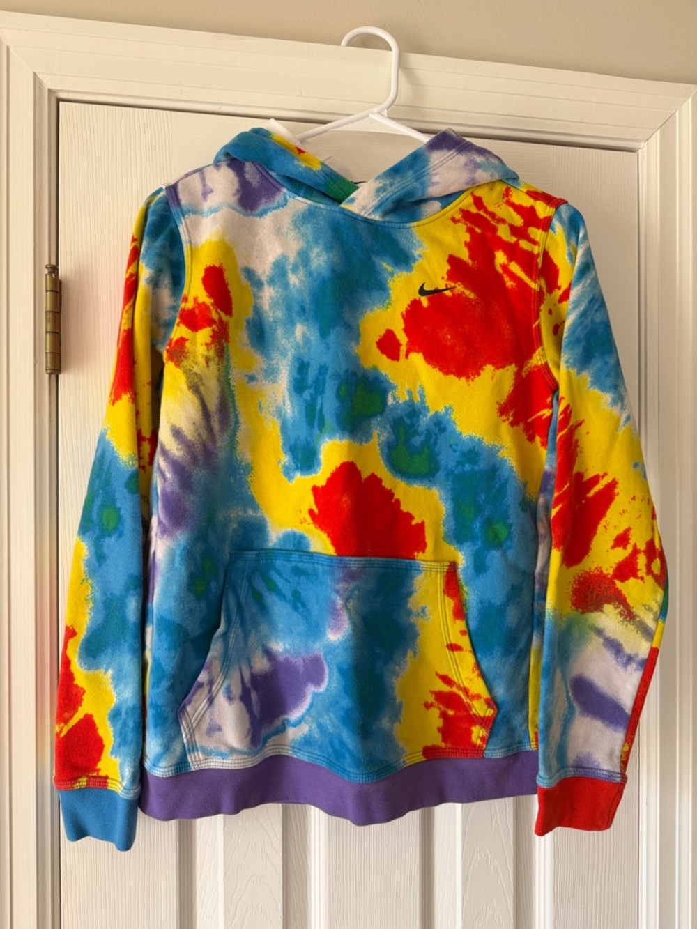 Nike Tie-Dye Hooded Sweatshirt with Multicolor Splash
